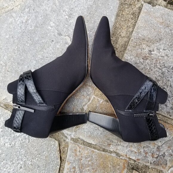 Donald J Pliner Tamy Buckle Pointed Toe Bootie 8.5 - Picture 5 of 9